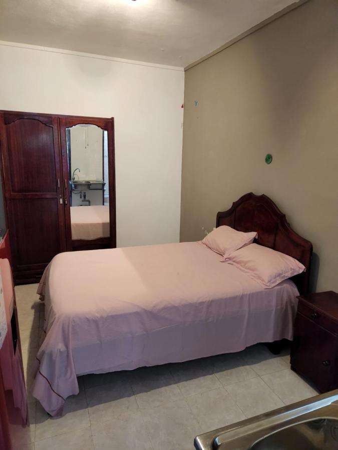 Backpackers Rental Room/Bathroom Only La Gaulette Dış mekan fotoğraf